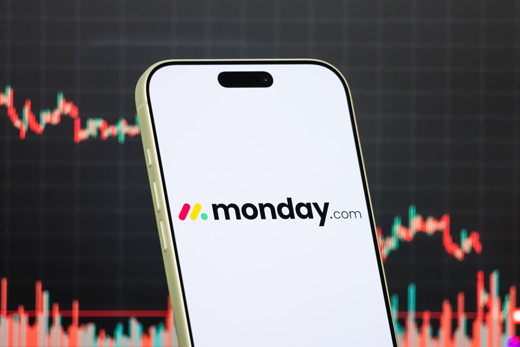 Monday.com裁员数百人，聚焦AI领域