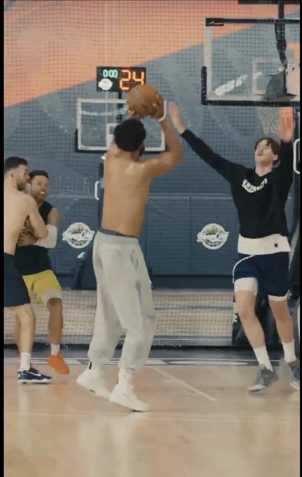 本·西蒙斯NBA复出之旅展示投篮进步，这次绝对是真的