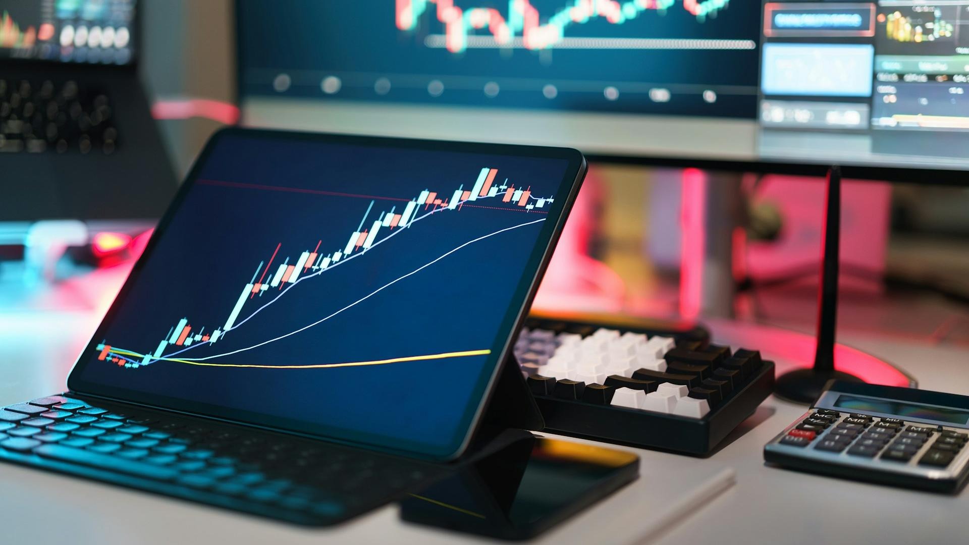 XRP价格跌至1美元，空头言论激增，交易员押注反弹