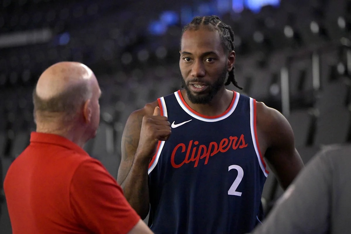 NBA重罚快船、鲍尔默与伦纳德：巨额罚款及选秀权被没收