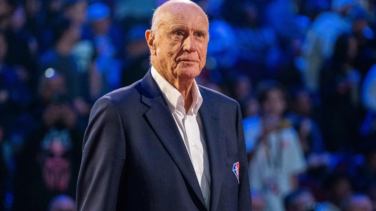 NBA名人堂成员鲍勃·佩蒂特去世，享年93岁