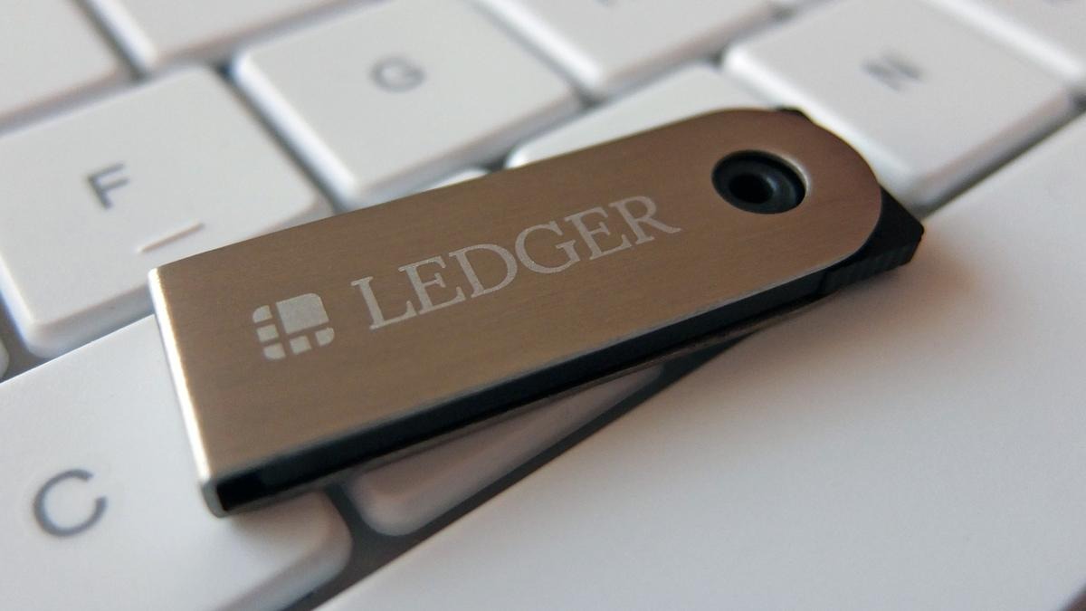 Ledger 称 CryptoBilis 所售 Ledger 设备内置“间谍”芯片，通过移动网络外传钱包密钥