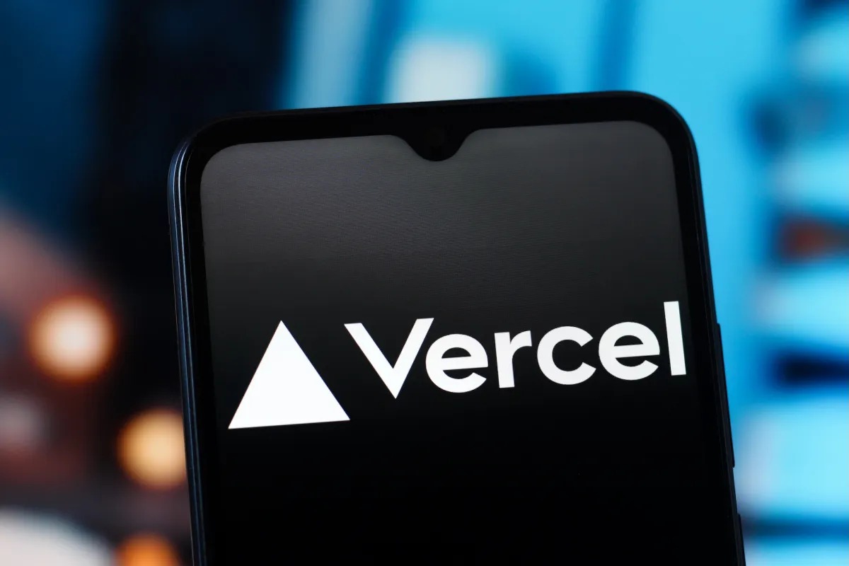 Jev 成为 Vercel 有史以来采用速度最快的 AI 模型