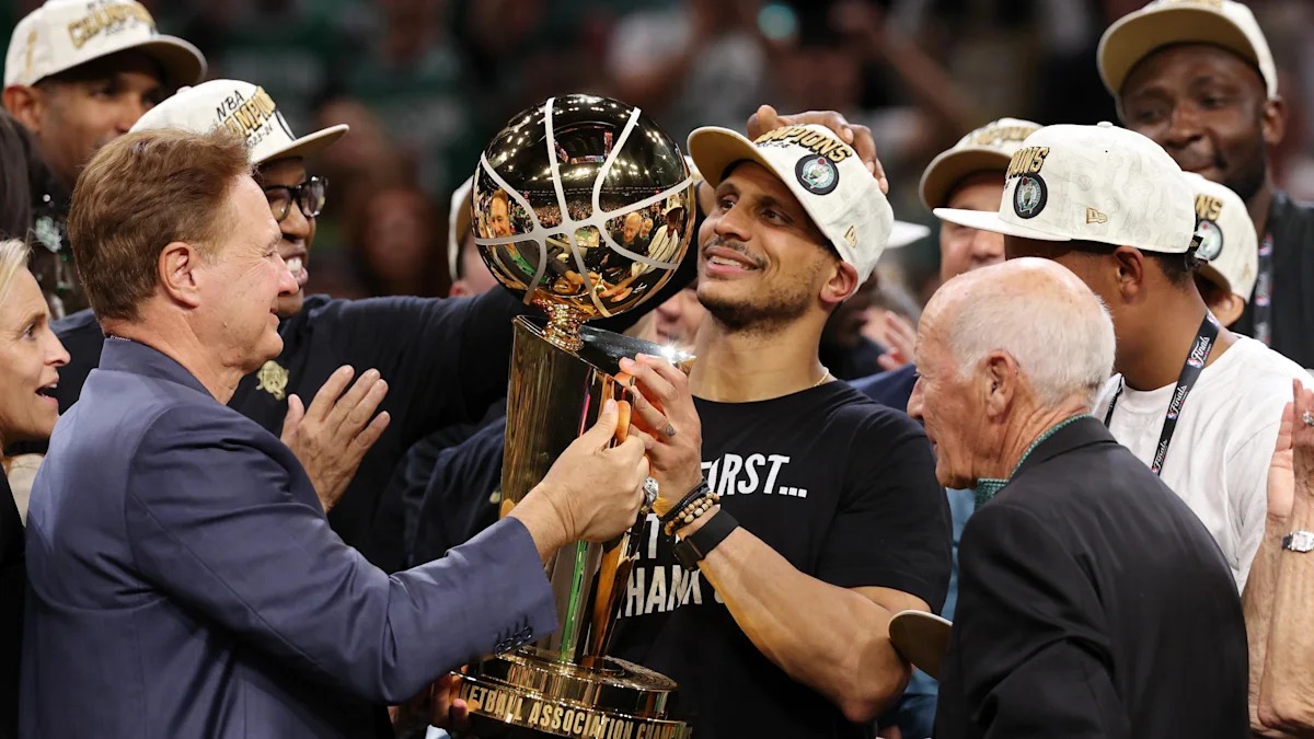凯尔特人主帅马祖拉：升上巴西柔术蓝带，感觉如同夺得NBA总冠军