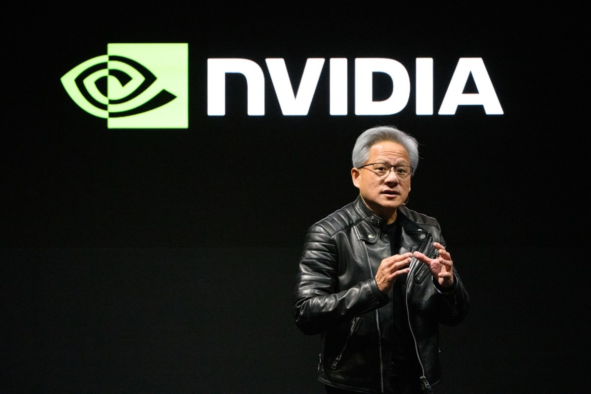 英伟达发布新开放模型，推动智能体进入企业与PC端