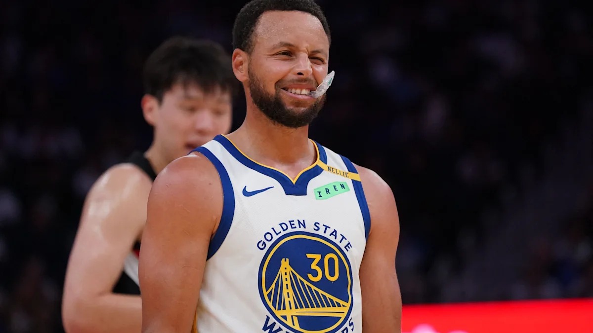 斯蒂芬·库里伤情更新：勇士球星能否赶上NBA揭幕战？