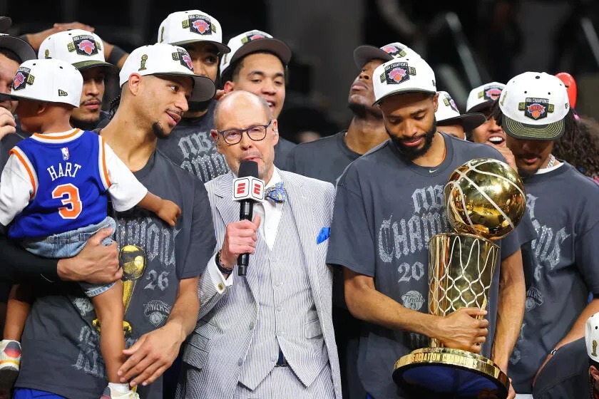 厄尼·约翰逊将告别《NBA内幕》，巴克利动情称：“感谢你一直是我们的领路人”